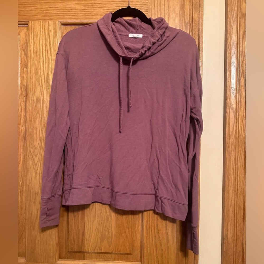 EUC lightweight Maurice’s sweater size M